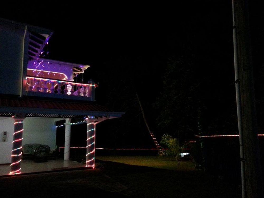 Lime Hill Lodge Anse aux Pins Bagian luar foto